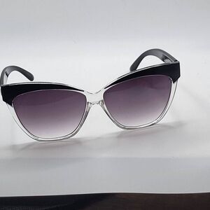 Oversize Two Tone Cat Eye Sunglasses